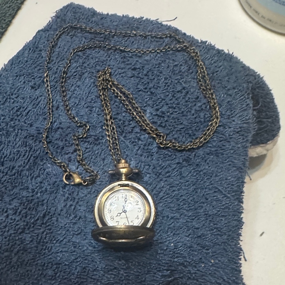 Vintage Bronze Owl Pocket Watch Necklace Yes it works 15” long